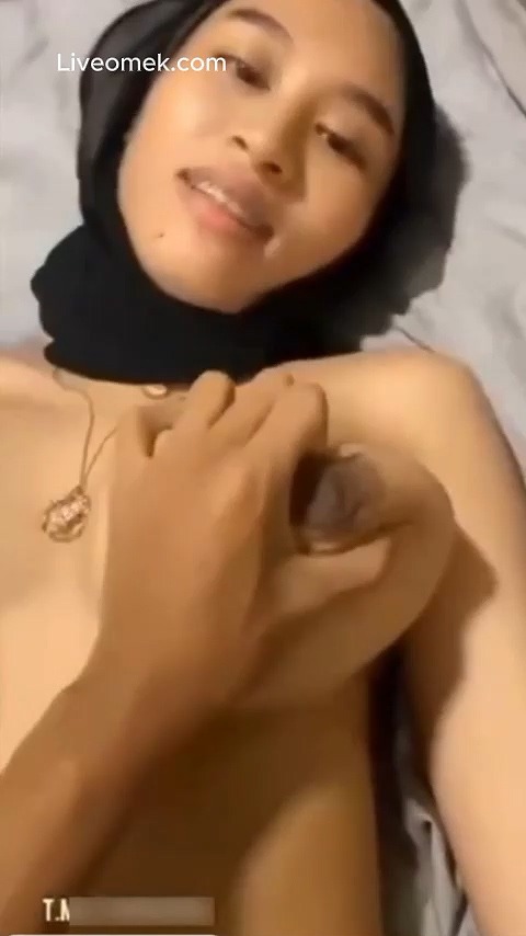 Koleksi Video Perselingkuhan Bilqis Hijab